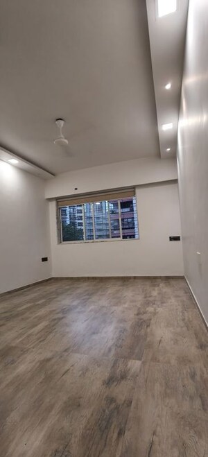 Room in 2 BHK Apartment at Indradarshan II, Oshiwara – for Rent