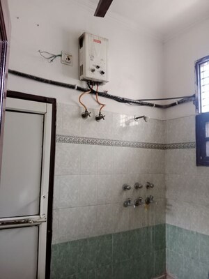 Bathroom in 2.5 BHK Builder Floor at Sector 13 – for Rent