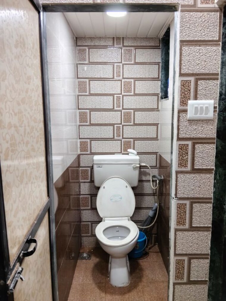 Bathroom, sector 11 kopar khairane 1 Bedroom 500 Sq.Ft. Apartment In Sector 11 Kopar Khairane Navi Mumbai 10655262