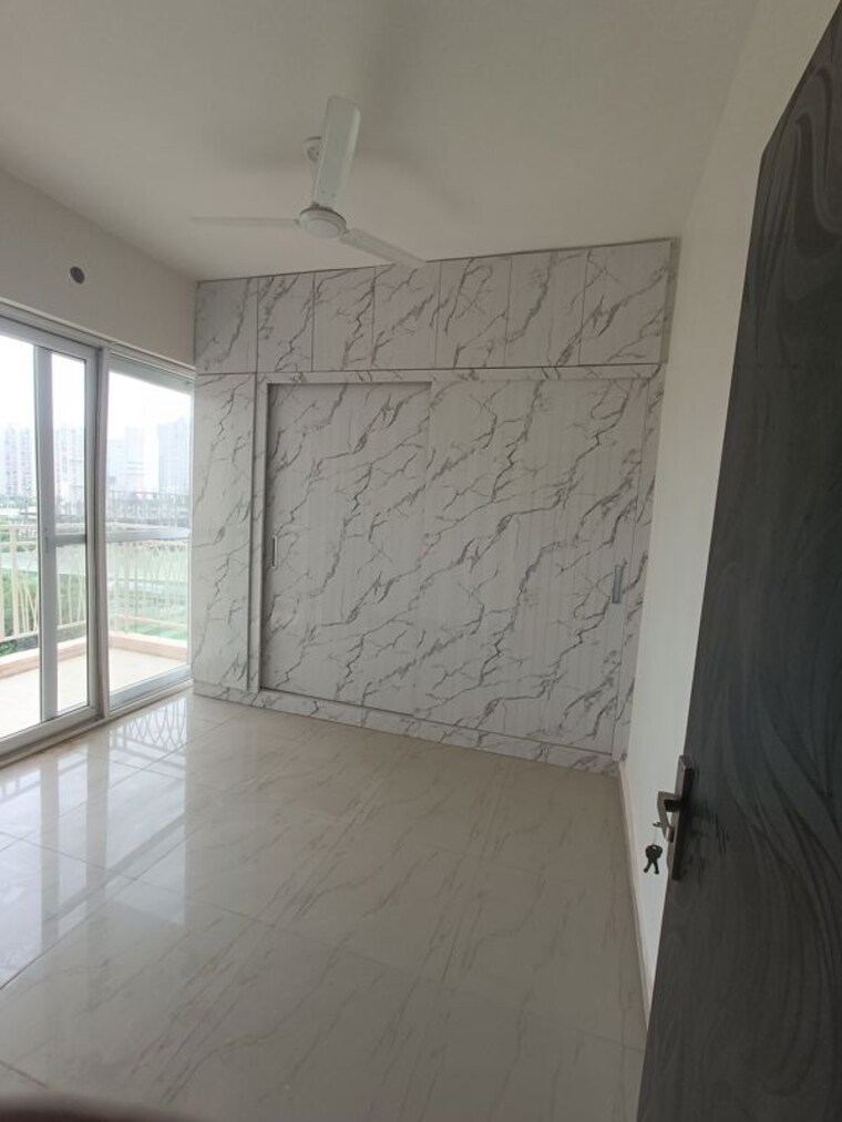 Room, mahagun-mywoods 2 Bedroom 1000 Sq.Ft. Apartment In Sector 16c Greater Noida Greater Noida 10655259