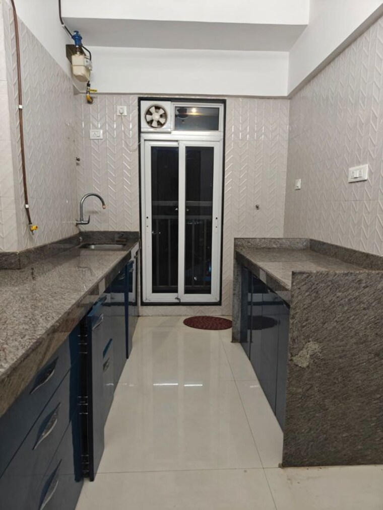 Kitchen, amann-marina 3 Bedroom 1150 Sq.Ft. Apartment In Worli Mumbai 10655271