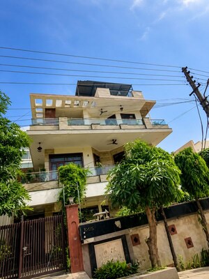 1 BHK Independent House – Exterior View View at Sector 7 - for Rent