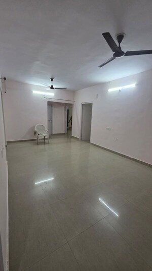 3 BHK Apartment For Rent in Sargam Apartment, Jankipuram