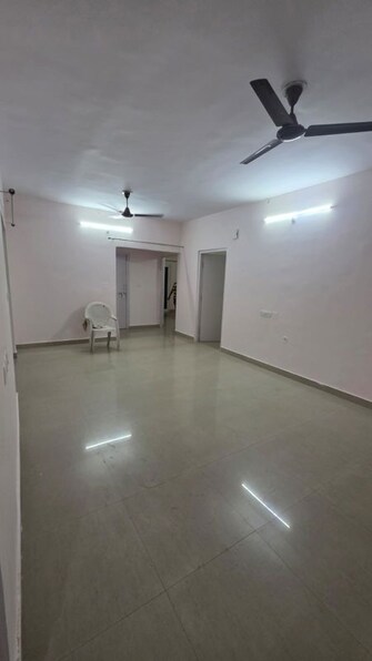 3 BHK +Apartment For Rent in Sargam Apartment in Jankipuram, Lucknow