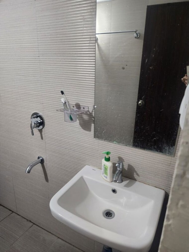 Bathroom, candeur-landmark 3 Bedroom 1665 Sq.Ft. Apartment In Varthur Bangalore 10655287
