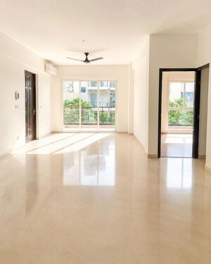 Room in 2 BHK Apartment at BPTP Astaire Gardens, Sector 70a – for Rent