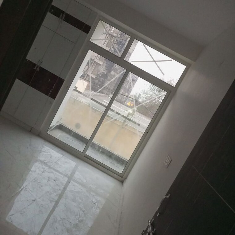 Balcony, sai-residency-noida  650 Sq.Ft. Builder Floor In Sector 73 Noida 10655326