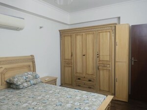Room in 3 BHK Apartment at Vaishali Nagar – for Rent