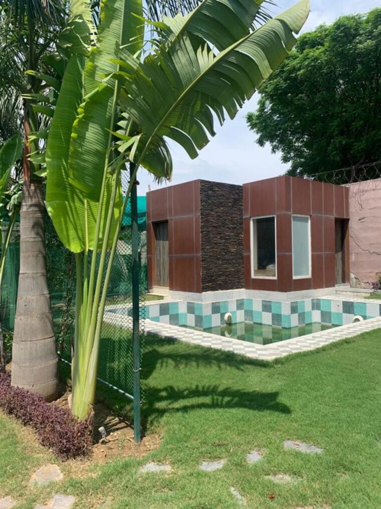 Exterior View, chattarpur 6 Bedroom 1008 Sq.Yd. Independent House In Chattarpur Delhi 10592022