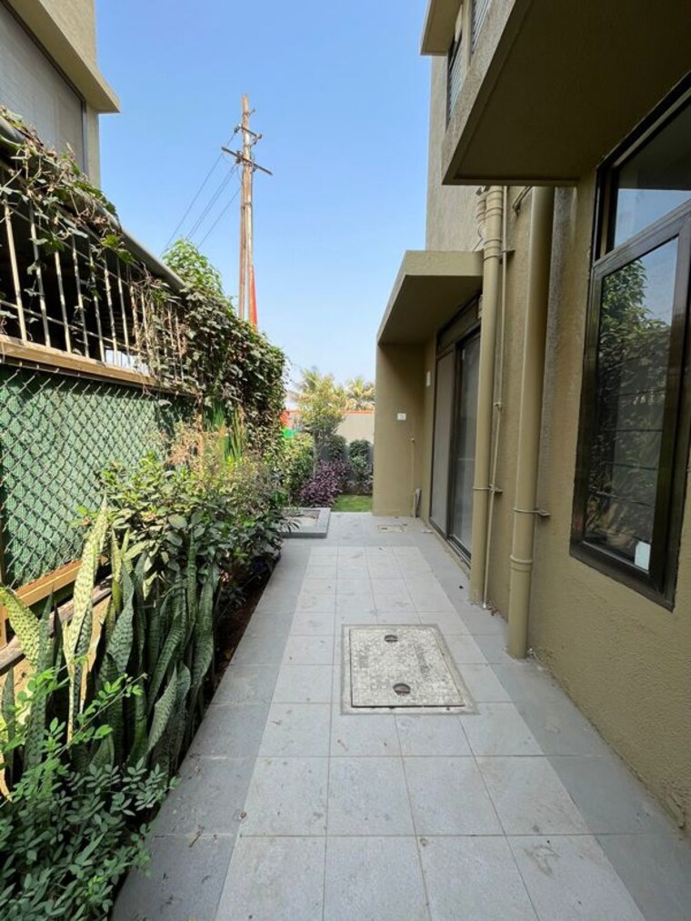 Balcony, runal-gateway 3 Bedroom 1500 Sq.Ft. Independent House In Ravet Pune 10655353