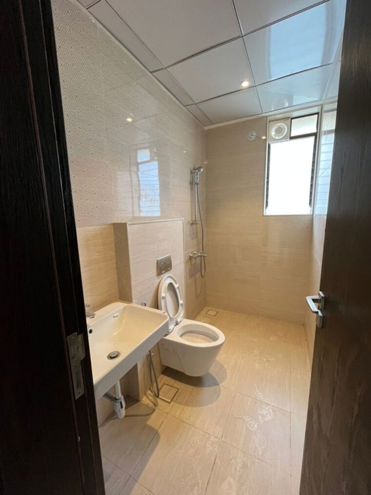 Bathroom, runal-gateway 3 Bedroom 1500 Sq.Ft. Independent House In Ravet Pune 10655353