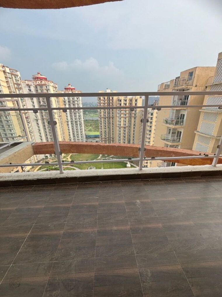 Exterior View, omaxe-palm-greens 3 Bedroom 1700 Sq.Ft. Apartment In Mu Greater Noida Greater Noida 10655376