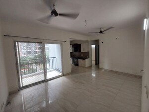 Room in 2.5 BHK Apartment at Saviour Park, Mohan Nagar – for Sale