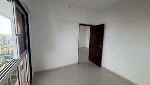 Room in 2 BHK Apartment at Dem Phoenix, Malad East – for Rent