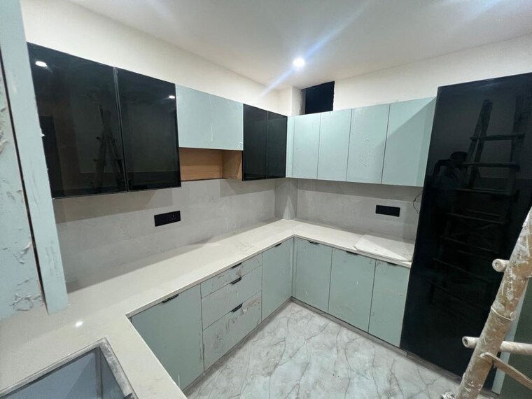 Kitchen, dwarka mor 2 Bedroom 60 Sq.Yd. Builder Floor In Dwarka Mor Delhi 10655388