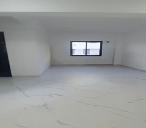Room in 2 BHK Apartment at Matunga East – for Sale