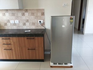 Furnished Amenities in 3 BHK Apartment at Dosti West County Phase 4 Dosti Pine, Balkum Pada – for Rent