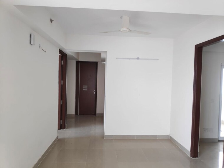 Dining area, ramprastha-city-the-edge-towers 3 Bedroom 1990 Sq.Ft. Apartment In Sector 37d Gurgaon 10655412