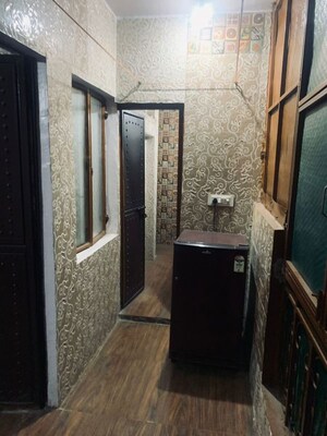  1.5 BHK Apartment at Tilak Nagar – for Rent