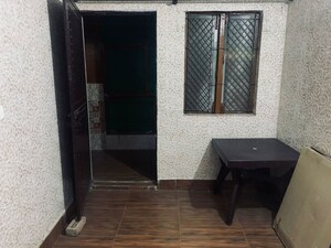  1.5 BHK Apartment at Tilak Nagar – for Rent