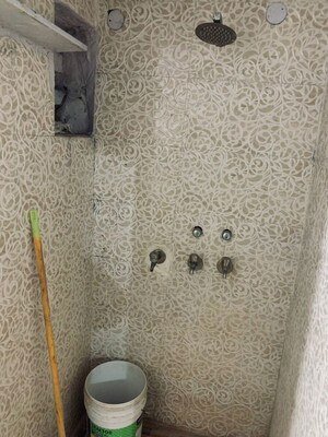 Bathroom in 1.5 BHK Apartment at Tilak Nagar – for Rent