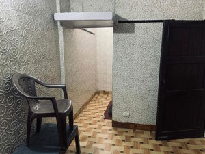 Room in 1.5 BHK Apartment at Tilak Nagar – for Rent