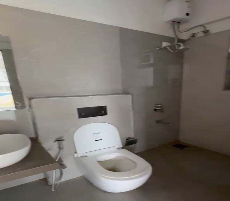 Bathroom, matunga east 3 Bedroom 1100 Sq.Ft. Apartment In Matunga East Mumbai 10655451