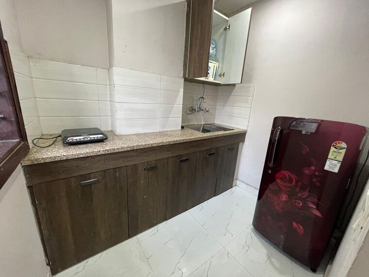 Kitchen, sector 42 1 RK 500 Sq.Ft. Builder Floor In Sector 42 Gurgaon 10655433