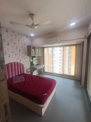 Bedroom in 2.5 BHK Apartment at Akshar Shreeji Heights, Seawoods – for Rent