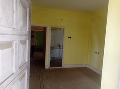 2 BHK Apartment For Sale in Golf Green