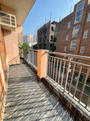 Balcony in 1 BHK Builder Floor at Sector 42 – for Rent