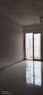 960 Sq.Ft. Apartment in Mahagun My Woods