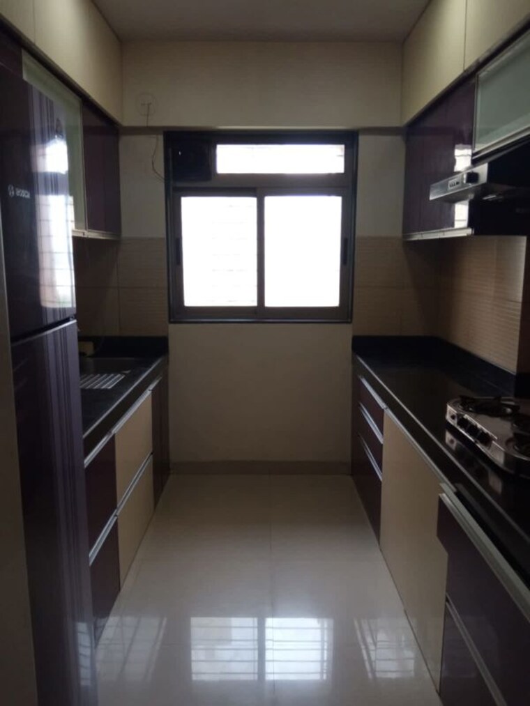 Kitchen, lodha-splendora 2 Bedroom 900 Sq.Ft. Apartment In Ghodbunder Road Thane 10655486