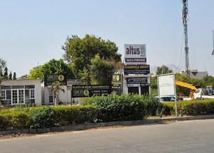 3 BHK Builder Floor – Exterior View View at DLF Central Square, North Mullanpur - for Sale