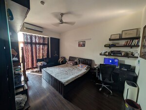 Bedroom in 3.5 BHK Apartment at Mahagun My Woods, Sector 16c Greater Noida – for Rent