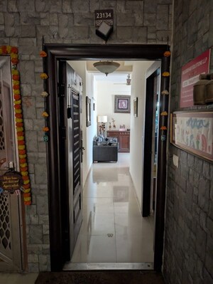 Building Lobby in 3.5 BHK Apartment at Mahagun My Woods, Sector 16c Greater Noida – for Rent