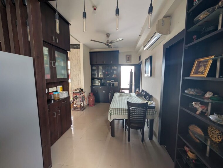 Team Area, mahagun-my-woods 3.5 Bedroom 1810 Sq.Ft. Apartment In Sector 16c Greater Noida Greater Noida 10655001