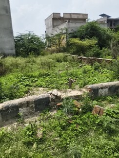 Plot For Sale in Unitech Southcity Gardens