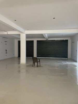 Room in  Shop at Sector 84 – for Rent