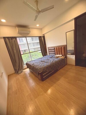 Bedroom in 2 BHK Apartment at Sea Spring, Bandra West – for Rent