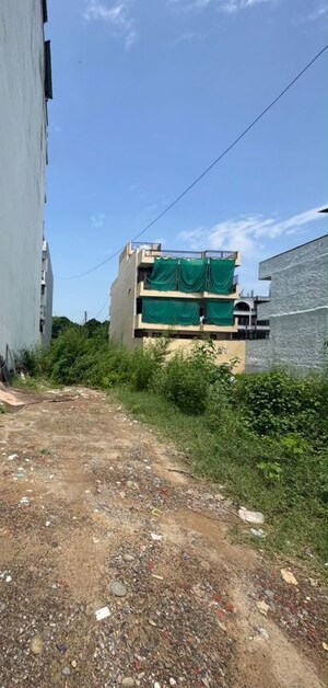  Plot For Sale in Sector 8