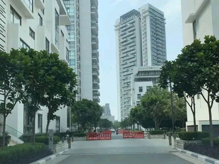 Exterior View, ireo-the-grand-arch 2.5 Bedroom 1635 Sq.Ft. Apartment In Sector 58 Gurgaon 10655577