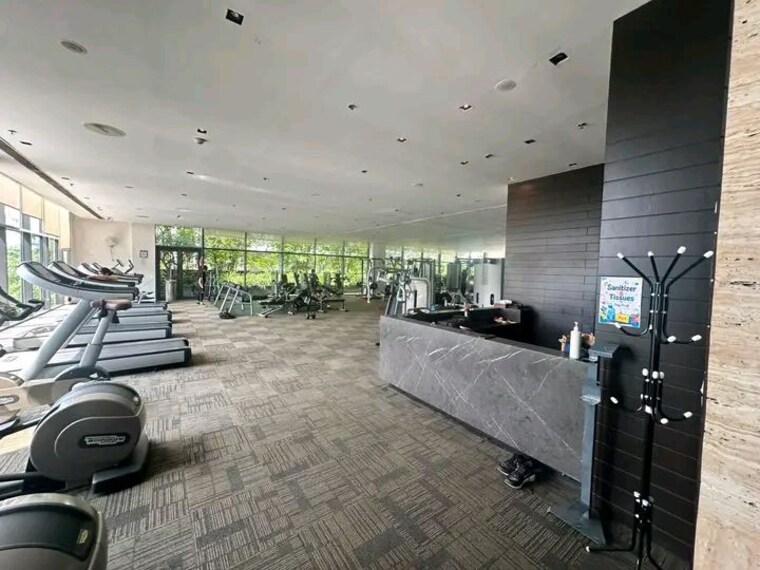  Parking, ireo-the-grand-arch 2.5 Bedroom 1635 Sq.Ft. Apartment In Sector 58 Gurgaon 10655577