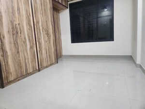 Room in 2 BHK Apartment at Vimla Plaza, Ghansoli – for Rent