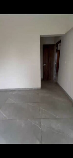 Room in 3 BHK Apartment at Hubtown The Premiere, Andheri West – for Rent