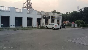 Parking in  Shop at GMADA Eco City, North Mullanpur – for Rent