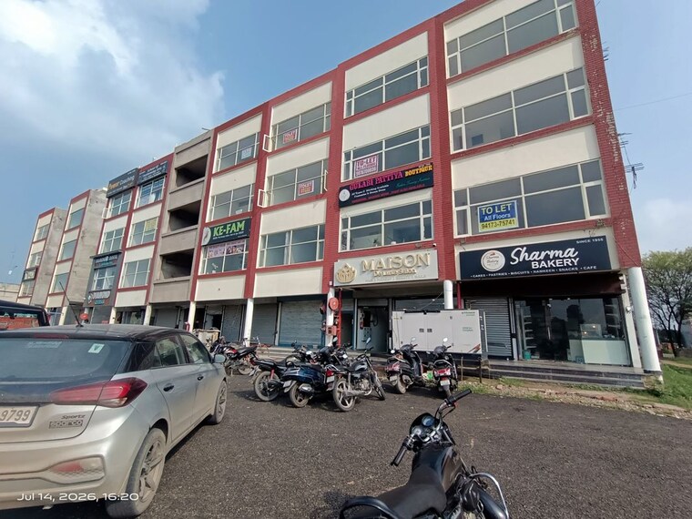 Exterior View, dlf-central-square Commercial Shop 33 Sq.Yd. In North Mullanpur Chandigarh 10655709