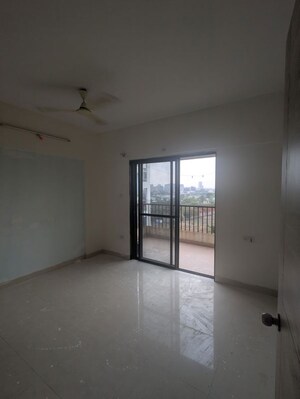 1 BHK Apartment For Rent in Amanora Gold Towers, Hadapsar