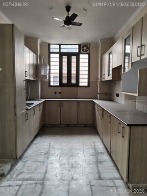 Kitchen in 3 BHK Builder Floor at Sector 46 – for Rent