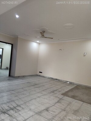 3 BHK Builder Floor For Rent in Sector 46